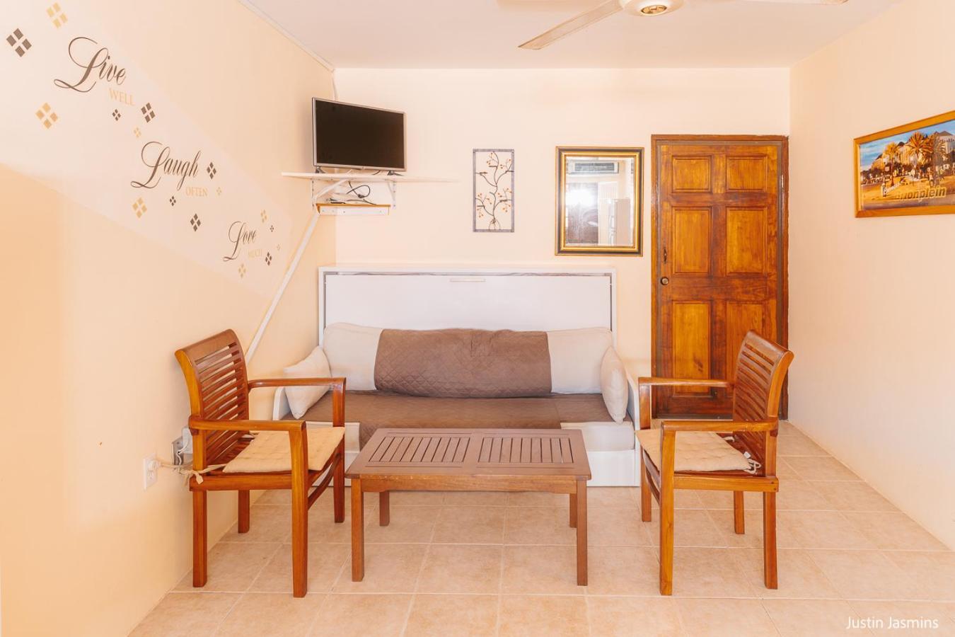 Nos Krusero Apartments Westpunt Экстерьер фото
